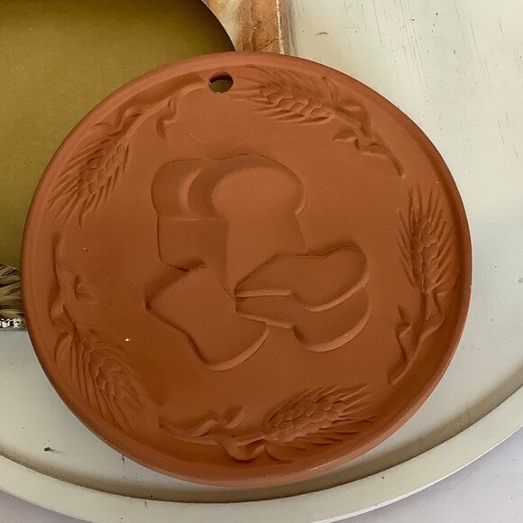 Vtg 1996 Terra Cotta Bread Warmer By Hearthstone Kitchen Collection In Box - Picture 2 of 5